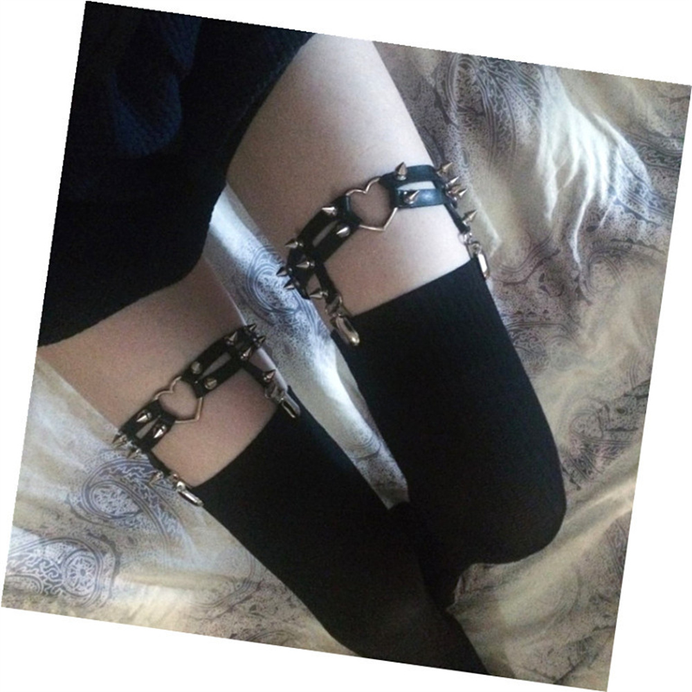 1Pcs Women Punk Goth Heart PU  - Body Jewelry ulasan dan harga